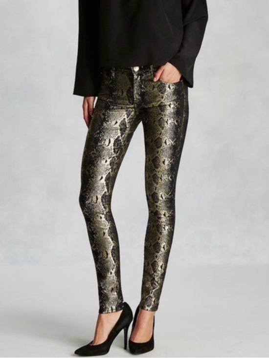True Religion Denim - True Religion The Runway Moto Legging Halle Mid-Rise Super Skinny Snake (26)